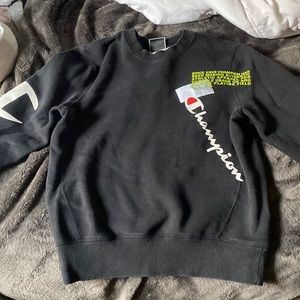 Champion logo pull over sweatshirt